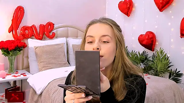 RozzitaBedberry online show from 16, 2, 2025