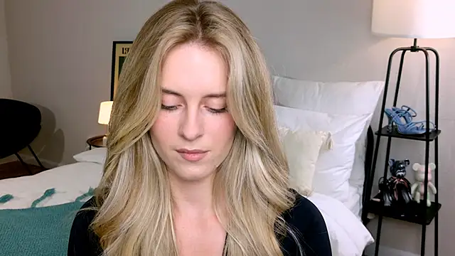 RozzitaBedberry online show from 19, 9, 2025