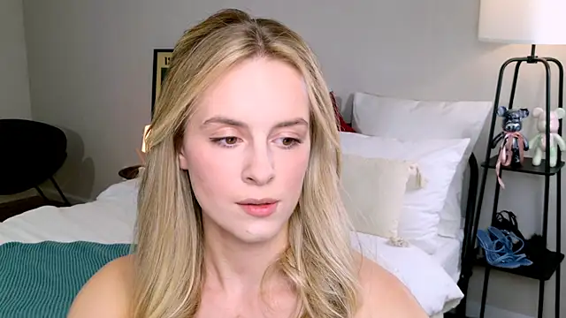 RozzitaBedberry online show from 28, 9, 2025