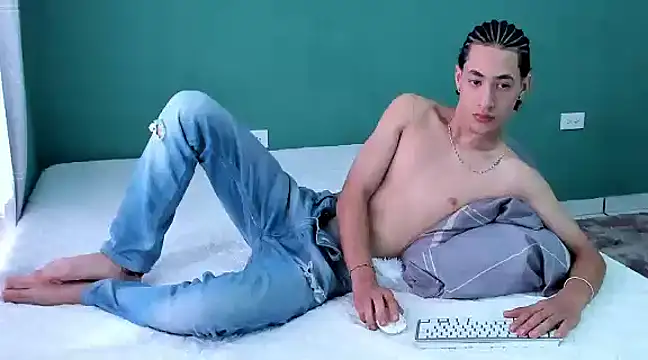 Chandler ken online show from 3, 12, 2024