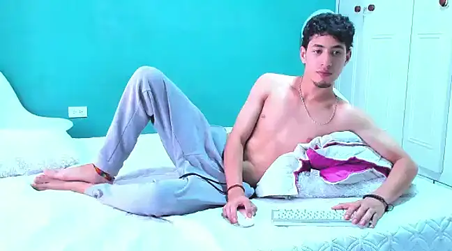 Chandler ken online show from 28, 2, 2025