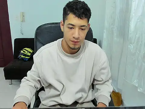 Chandler ken online show from 29, 9, 2025