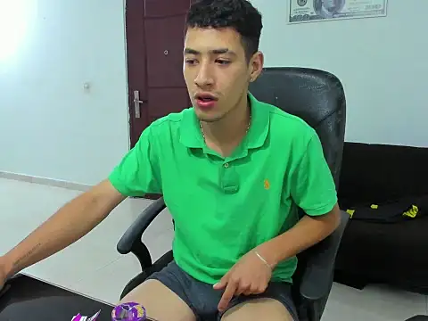 Chandler ken online show from 12, 10, 2025