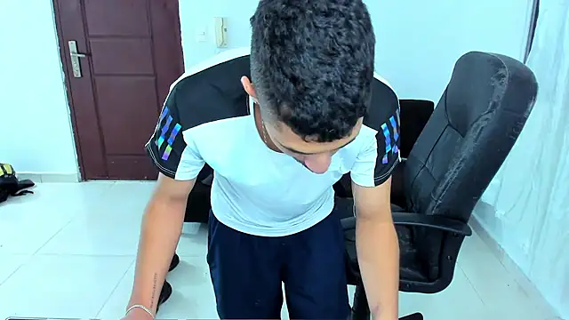 Chandler ken online show from 17, 2, 2026