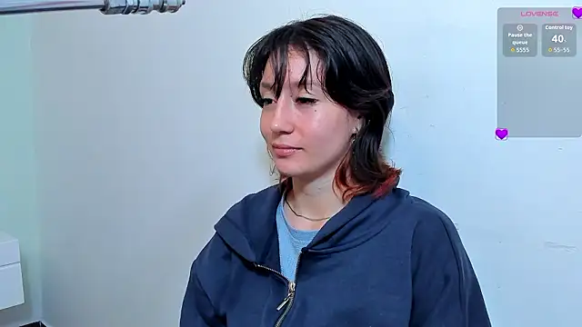 lizzy davis 1 online show from 6, 2, 2026