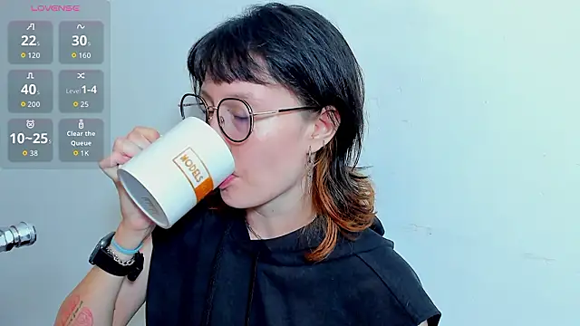 lizzy davis 1 online show from 29, 3, 2026