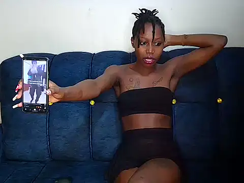 Snapshot of Sexyvyee_ chatting on 18, 2, 2025 Sexyvyee  online show from 18, 2, 2025