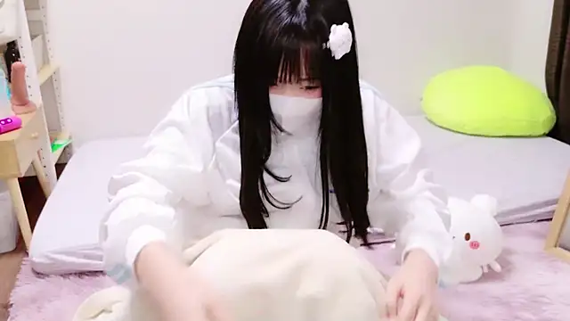 Mia--meow online show from 20, 1, 2025