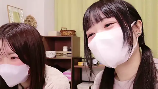 Mia--meow online show from 11, 2, 2025