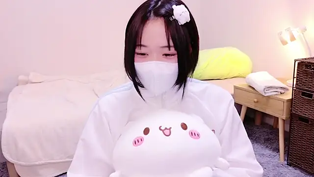 Mia--meow online show from 12, 2, 2025