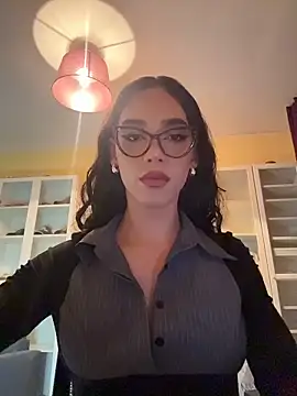 Carlita cute online show from 3, 3, 2026