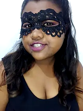 Snapshot of Sexy--queen1 chatting on 3, 11, 2025 Sexy--queen1 online show from 3, 11, 2025