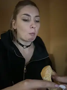 Crazy-Rosa online show from 12, 1, 2025