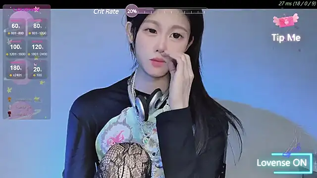 Snapshot of O0_0Q chatting on 11, 12, 2024 O0 0Q online show from 11, 12, 2024