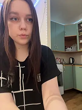 Marylallka5 online show from 28, 2, 2025