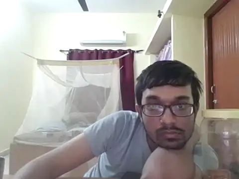 Snapshot of THE_NAKED_BOY chatting on 9, 10, 2025 THE NAKED BOY online show from 9, 10, 2025