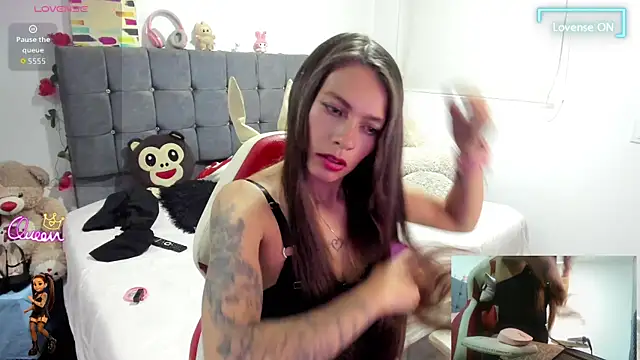 Snapshot of sweetlittlelisa chatting on 25, 6, 2026 sweetlittlelisa online show from 25, 6, 2026