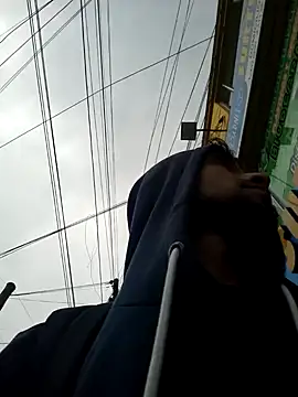 weedmanhot28 online show from 17, 2, 2025