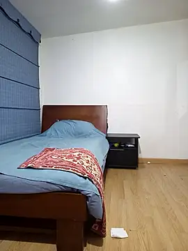 weedmanhot28 online show from 5, 3, 2025