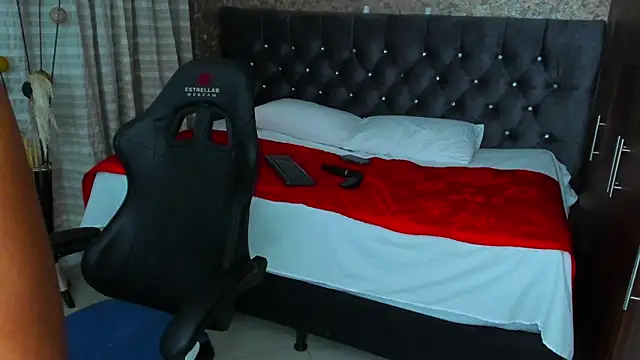 stella xue online show from 30, 1, 2025