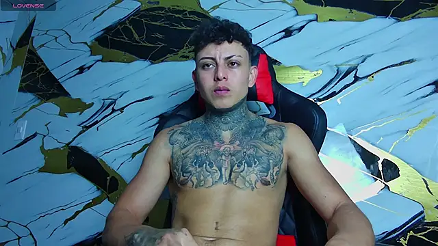 Kevin22 222 online show from 11, 2, 2025