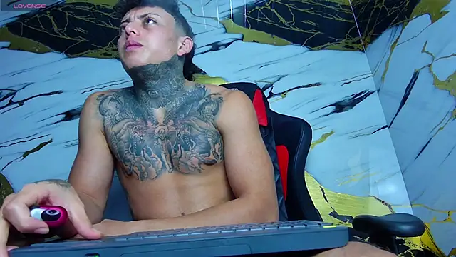 Kevin22 222 online show from 2, 3, 2025