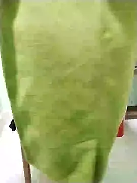 Luxcute286 online show from 17, 2, 2025