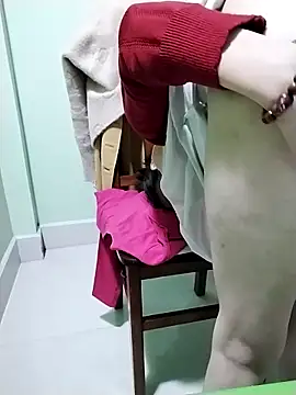 Luxcute286 online show from 22, 2, 2025