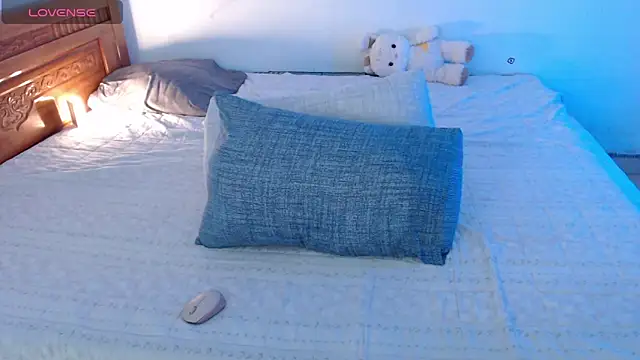 Baby Claraa online show from 31, 3, 2026