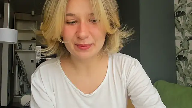 Lilith lutherlow online show from 28, 2, 2026