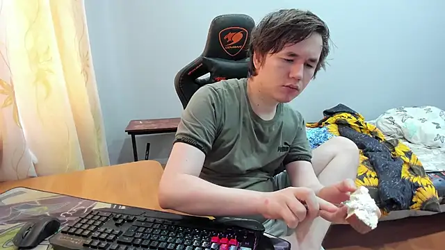 iliaskrislove online show from 10, 9, 2025