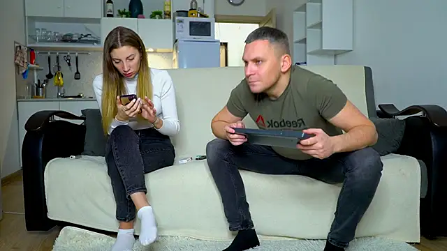 littlesweettifany online show from 28, 11, 2025