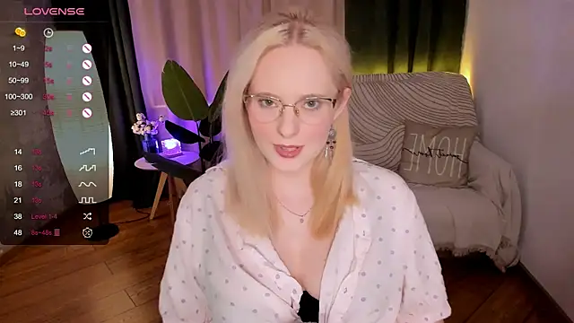 Aemilia  online show from 16, 2, 2025