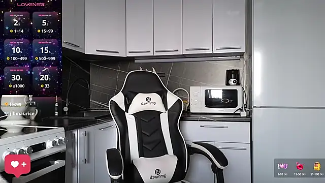 Strip-Lady online show from 21, 2, 2025