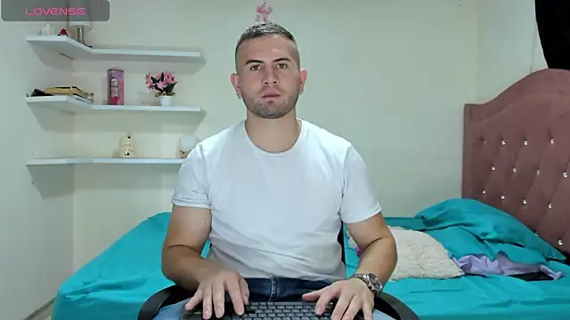 waynehoney online show from 31, 12, 2024