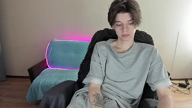 Liam sexy1 online show from 4, 1, 2025