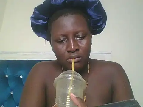 Snapshot of Heavy_ass chatting on 17, 3, 2025 Heavy ass online show from 17, 3, 2025