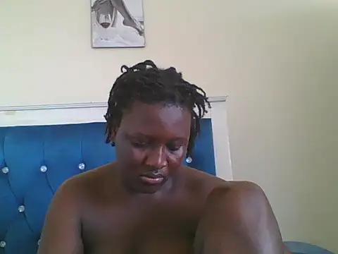 Snapshot of Heavy_ass chatting on 25, 11, 2025 Heavy ass online show from 25, 11, 2025