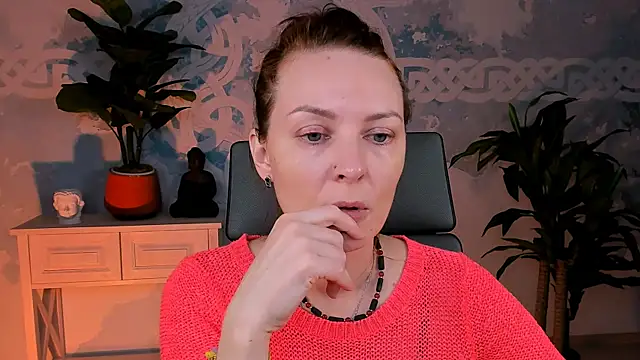 VandaRossi online show from 9, 9, 2025