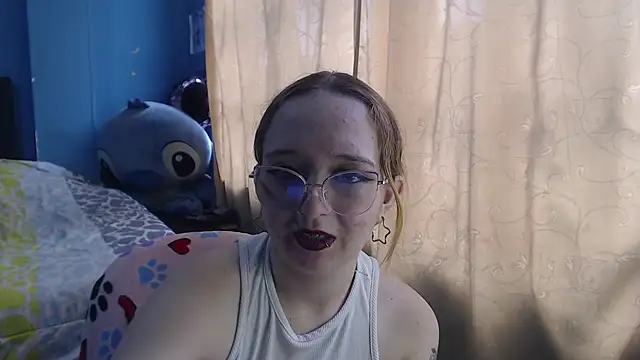 Liaroberts1 online show from 17, 3, 2025