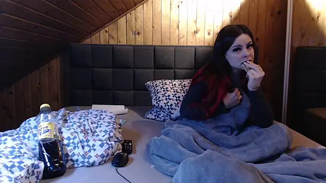 BoeseMoni1998 online show from 15, 2, 2025