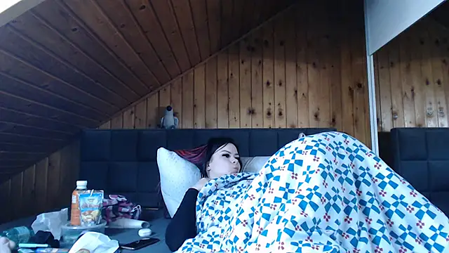 BoeseMoni1998 online show from 6, 11, 2025