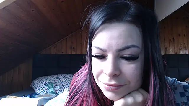 BoeseMoni1998 online show from 29, 11, 2025