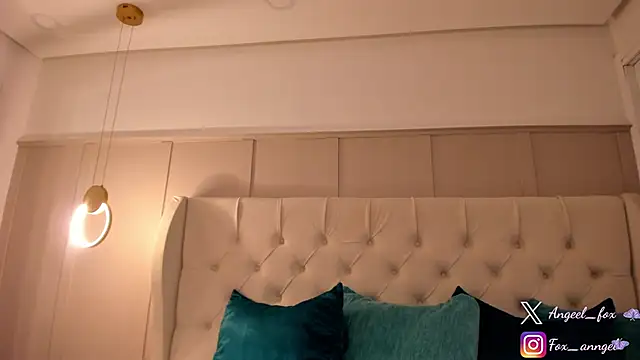 angeel fox online show from 30, 10, 2025