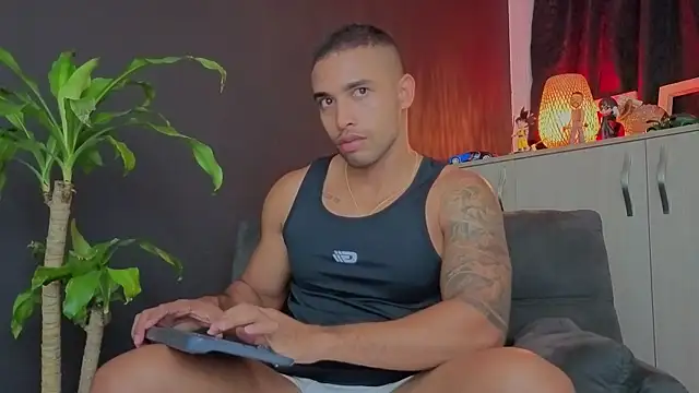 Snapshot of LincomAmith chatting on 13, 1, 2026 LincomAmith online show from 13, 1, 2026