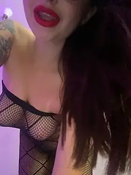 Snapshot of GoodGirll2133 chatting on 18, 12, 2024 GoodGirll2133 online show from 18, 12, 2024
