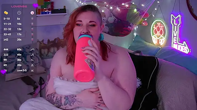 Snapshot of opalreigning chatting on 3, 1, 2025 opalreigning online show from 3, 1, 2025