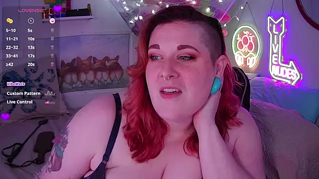 Snapshot of opalreigning chatting on 30, 1, 2025 opalreigning online show from 30, 1, 2025
