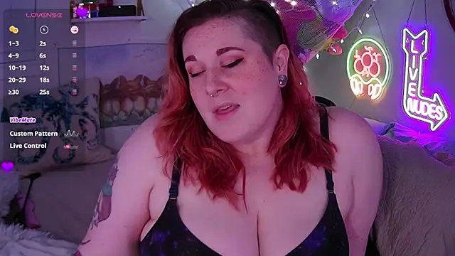 Snapshot of opalreigning chatting on 21, 3, 2025 opalreigning online show from 21, 3, 2025