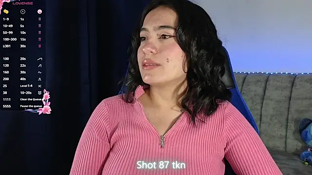 Snapshot of ZaraDames_ chatting on 7, 7, 2026 ZaraDames online show from 7, 7, 2026
